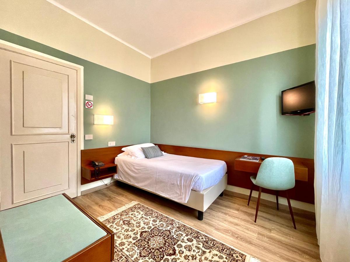Hotel Brescia Boario Terme Exterior foto